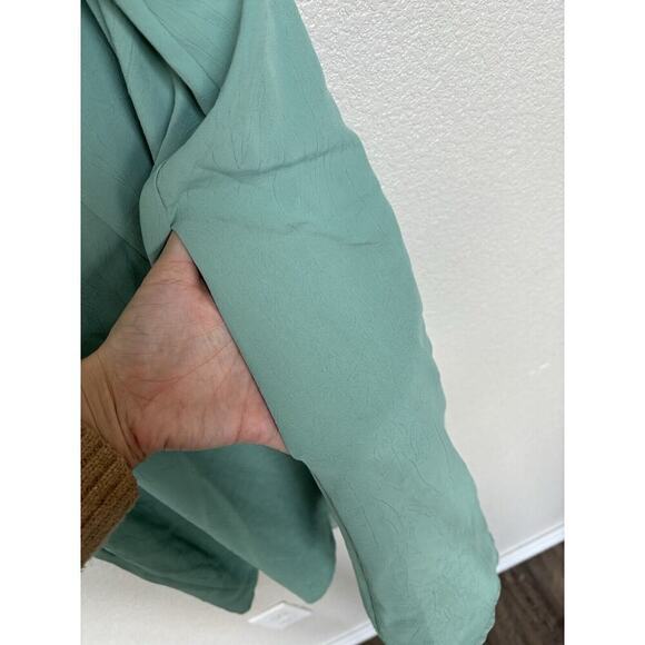 NWT Gilli pastel green mini dress medium minimalist modest sleeveless wedding - Picture 6 of 6